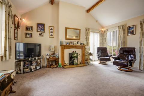 15 Bridge Mews, Ingleton, Carnforth, LA6 3JW