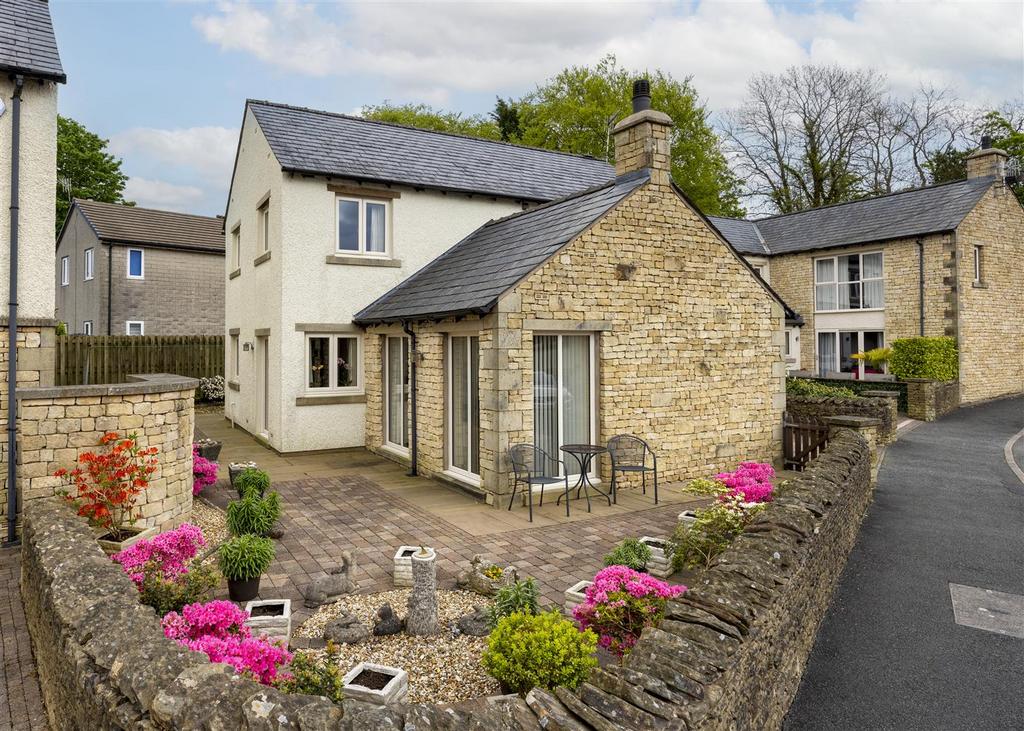 15 Bridge Mews