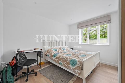 2 bedroom flat to rent, Monkridge, Crouch End Hill, London, N8