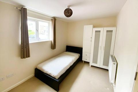 2 bedroom flat for sale, Taylor Street, Hollingworth