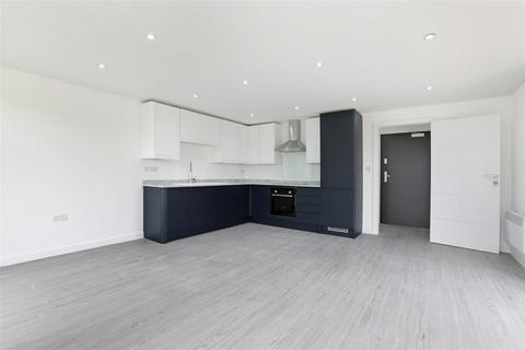 1 bedroom flat for sale, Whitehorse Road, London CR0