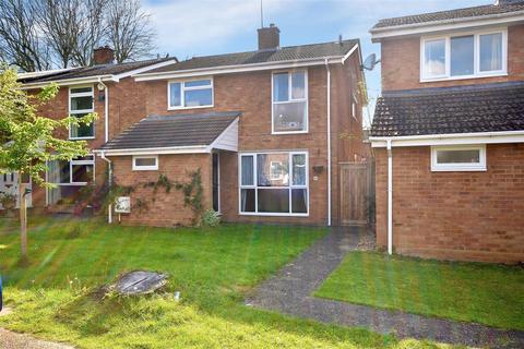 4 bedroom detached house for sale, Camberton Road, Linslade, LU7 2UP