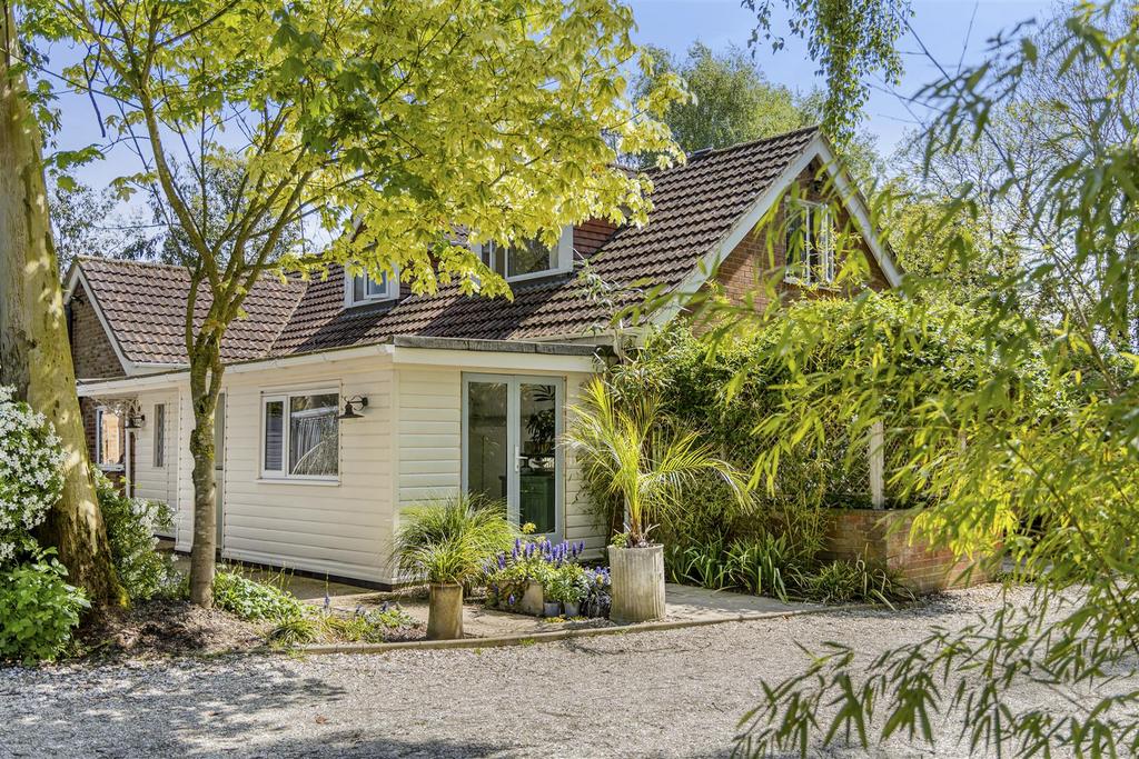 Little Bardfield (Tumby Woodside)-14.jpg