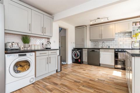 34 Ferrers Close, Castle Donington, Derby, DE74 2QW