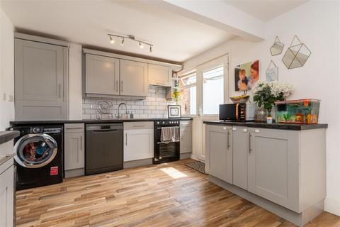 34 Ferrers Close, Castle Donington, Derby, DE74 2QW