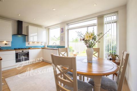 121 Beverstone Road, Thornton Heath, CR7 7LR