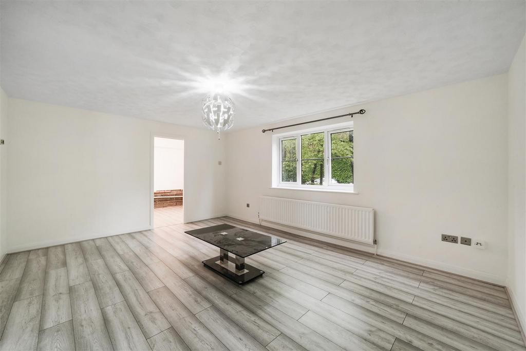 4 Hawarden Hill - pk Sf V9r Hji DKqn Luz12 Z.jpg
