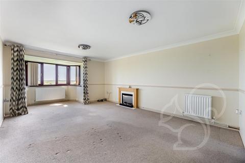 2 bedroom flat for sale, Orchid Field Court, West Mersea Colchester CO5