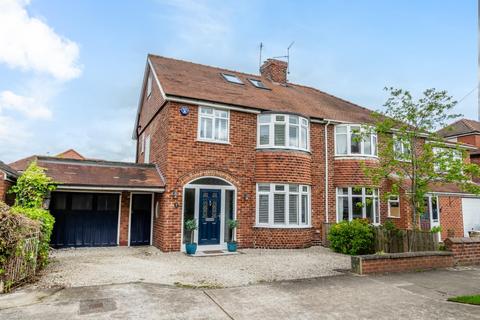 4 bedroom semi-detached house for sale, Middlethorpe Grove, Dringhouses, YORK