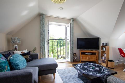 1 bedroom penthouse for sale, Shearing Drive, Burgess Hill