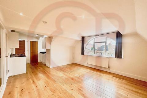 1 bedroom flat to rent, King Street, Hammersmith, W6