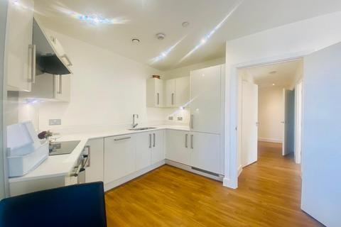 2 bedroom apartment to rent, Aylesbury House, Hatton Road