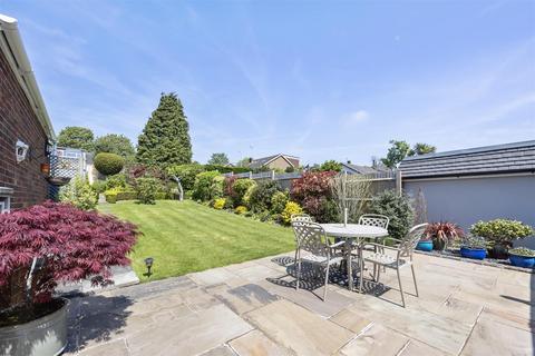 2 bedroom semi-detached bungalow for sale, Stoneleigh Avenue, Patcham, Brighton