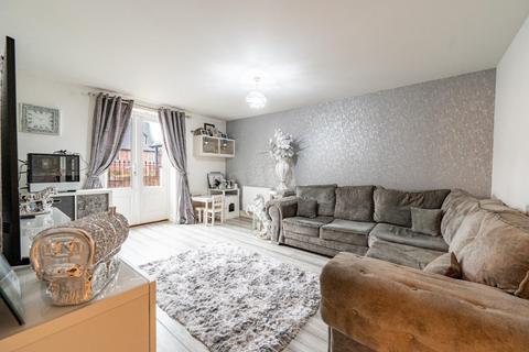 2 bedroom apartment for sale, Haslers Lane, Dunmow, Essex