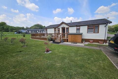 2 bedroom park home for sale, Warren Estate Lodges, Woodham Walter, Maldon