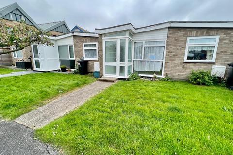 2 bedroom bungalow for sale, The Belvedere, Burnham-on-Crouch