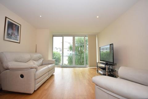 1 bedroom apartment for sale, 122 Woodlands, Hayes Point, Sully, CF64 5QE