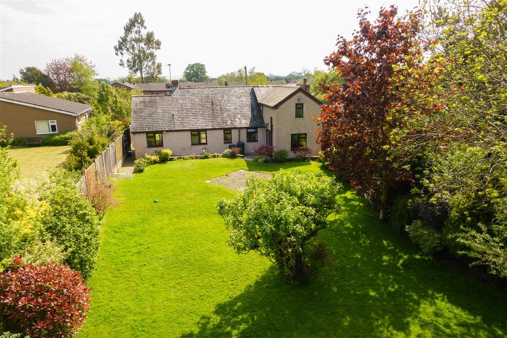 Ellesmere Road, St. Martins, Oswestry 3 bed house for sale £405,000