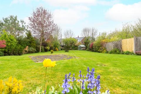 3 bedroom detached house for sale, Ellesmere Road, St. Martins, Oswestry, SY11 3BE