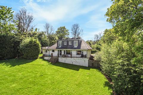 5 bedroom detached house for sale, Ricketts Hill Road, Tatsfield TN16