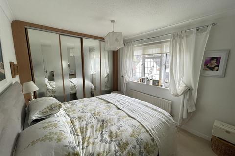 3 bedroom detached house for sale, Kingfisher Close, Salisbury SP2