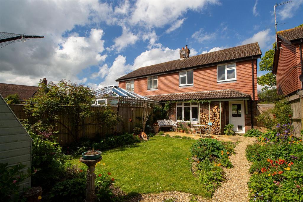Allington Crescent, Newick 3 bed semidetached house for sale £375,000