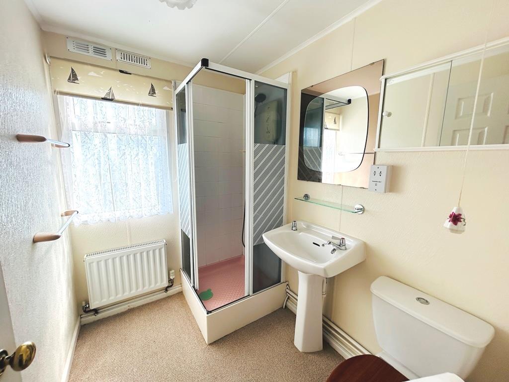 Shower Room.JPEG