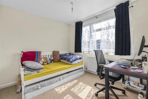 11 Broxbourne Close, Cambridge, CB1 9XP