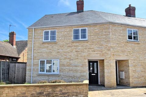 3 bedroom end of terrace house for sale, George And Dragon Close, Fritwell, Bicester