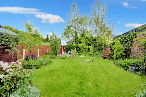 2 bedroom detached bungalow for sale, Derwent Close, Attenborough, Nottingham