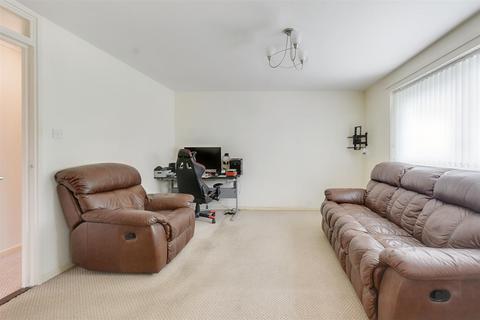 1 bedroom apartment for sale, Nidderdale, Wollaton