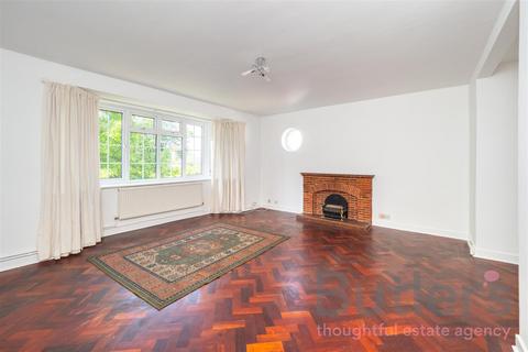 2 bedroom flat to rent, Manor Park Road, Sutton