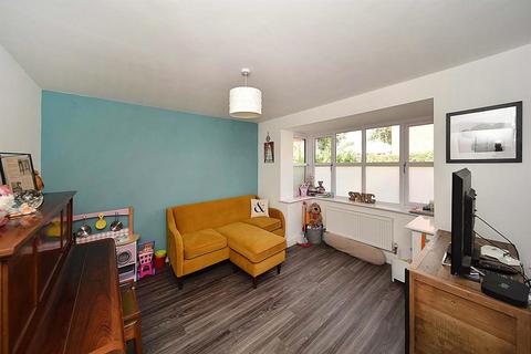 4 bedroom house to rent, Waterwheel Way, Bollington, Macclesfield, Cheshire, SK10 5DJ