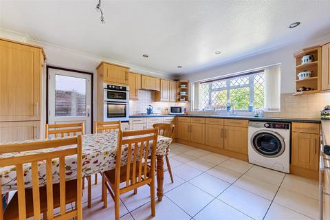 4 bedroom detached house for sale, The Driftway, Upper Beeding, Steyning