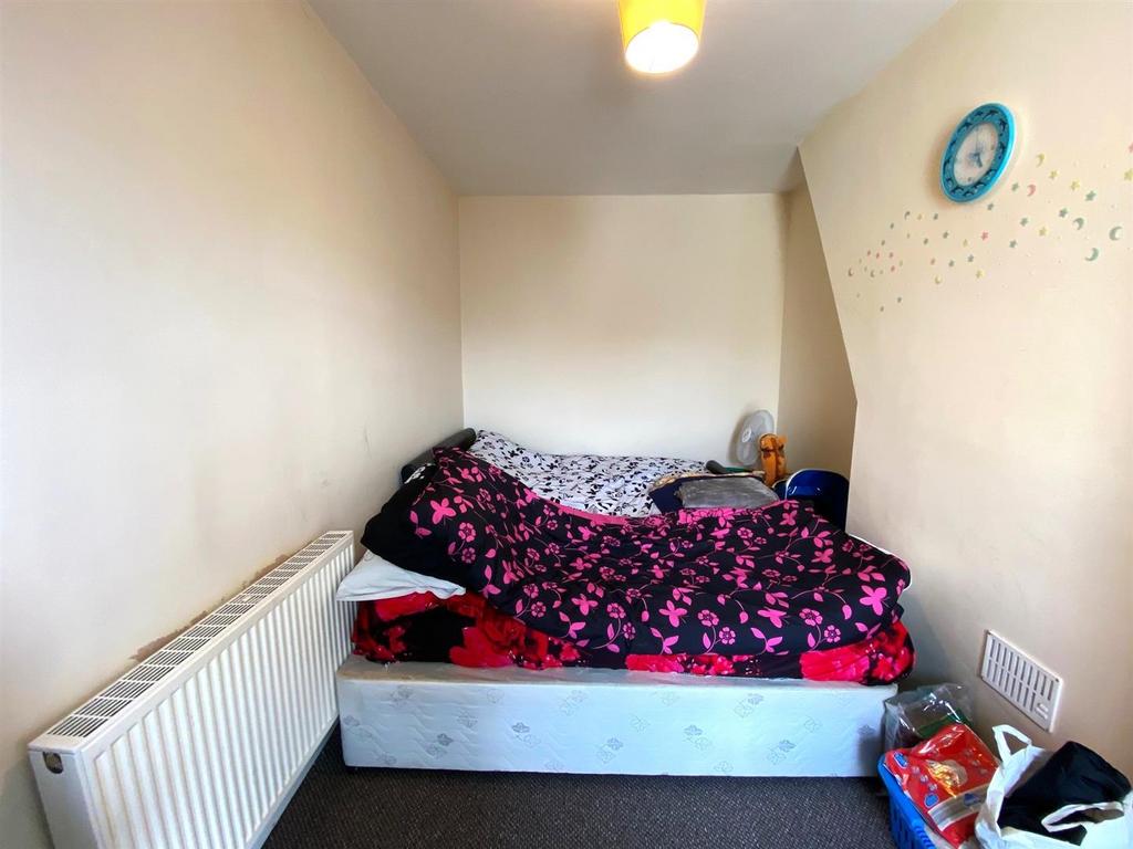 Bedroom 2.jpg