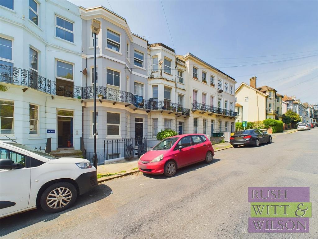 Magdalen Road, St. LeonardsOnSea 1 bed apartment for sale £210,000