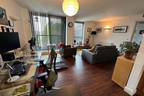 undefined, High Street, Upton NN5