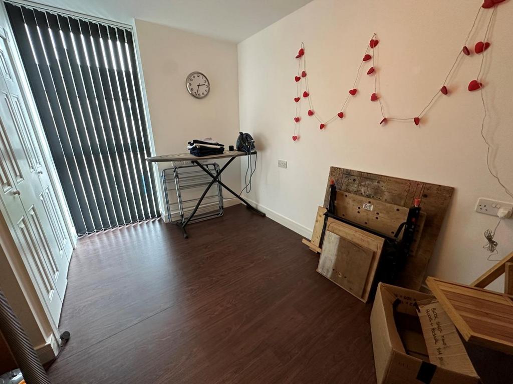 Bedroom 2.jpg