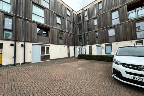 undefined, High Street, Upton NN5
