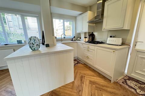 34 Appleton Avenue, Great Barr, Birmingham, B43 5NA