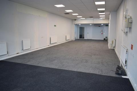 Shop to rent, The Broadway, Loughton
