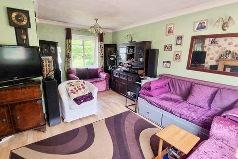 42 Blackberry Lane, Sutton Coldfield, B74 4JE