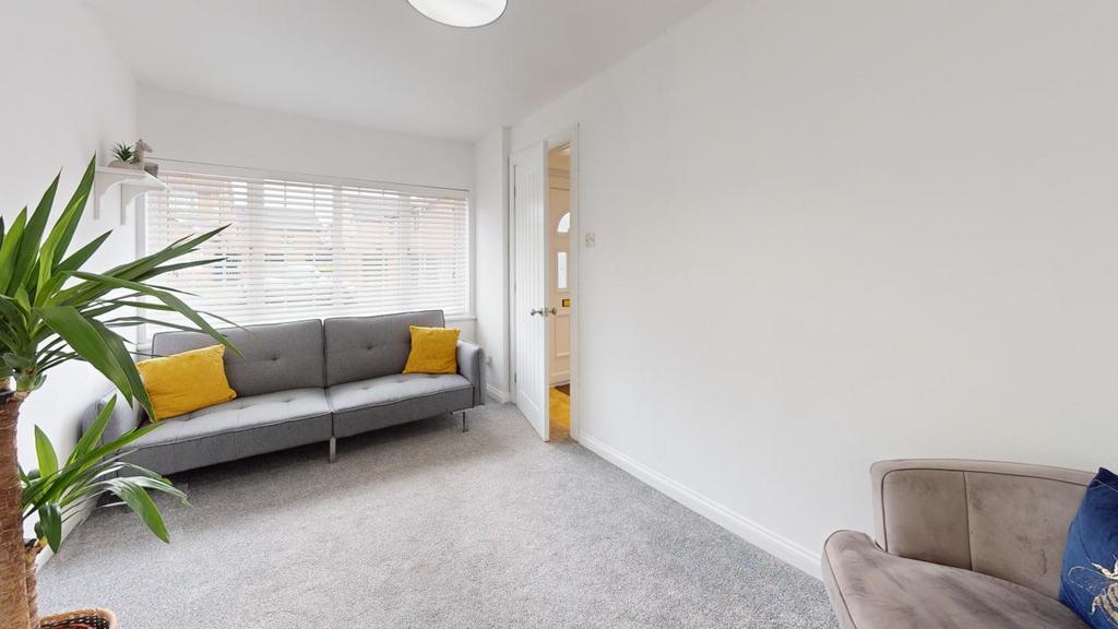 23-Saffron-Crescent-Living-Room 2.jpg