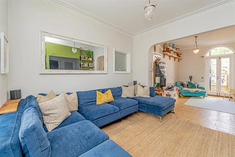 133 Haliburton Road, Twickenham, TW1 1PE