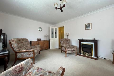 2 bedroom detached bungalow for sale, Mount Pleasant, Halstead CO9