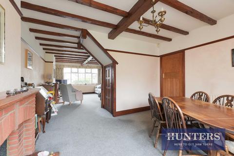 33 Tudor Avenue, Worcester Park, KT4 8TY