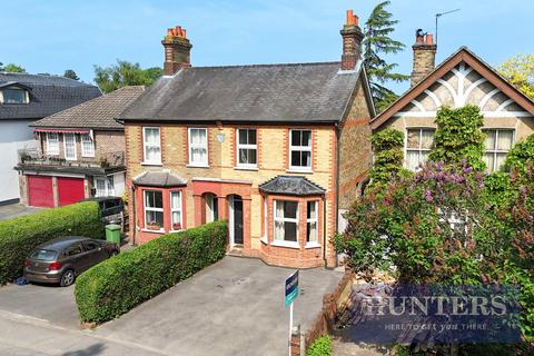 3 bedroom semi-detached house for sale, London Road, Ewell, KT17 2BT