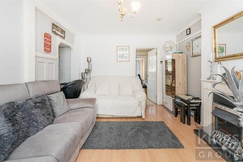 3 bedroom house for sale, Banton Close, Enfield