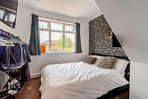 11 Coniston Road, Harrogate, HG1 4SL