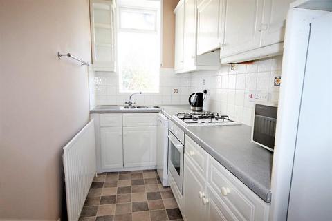 1 bedroom flat for sale, Coppice Drive, Harrogate, HG1 2JE